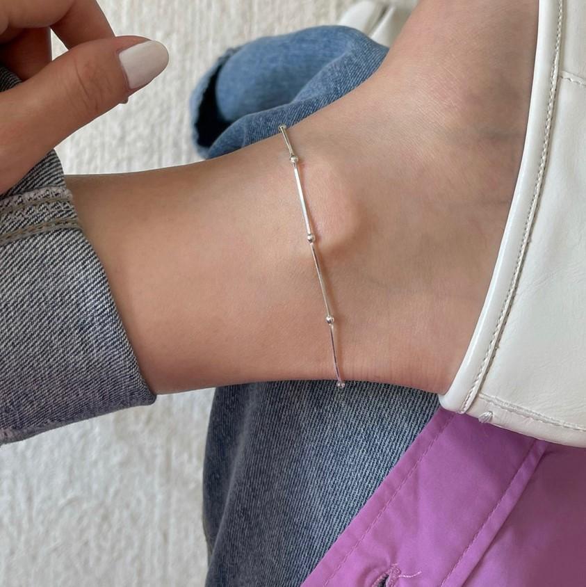 Minimalist Star-Shaped 925 Sterling Silver Anklet with Beaded Accents and Electroplated Finish