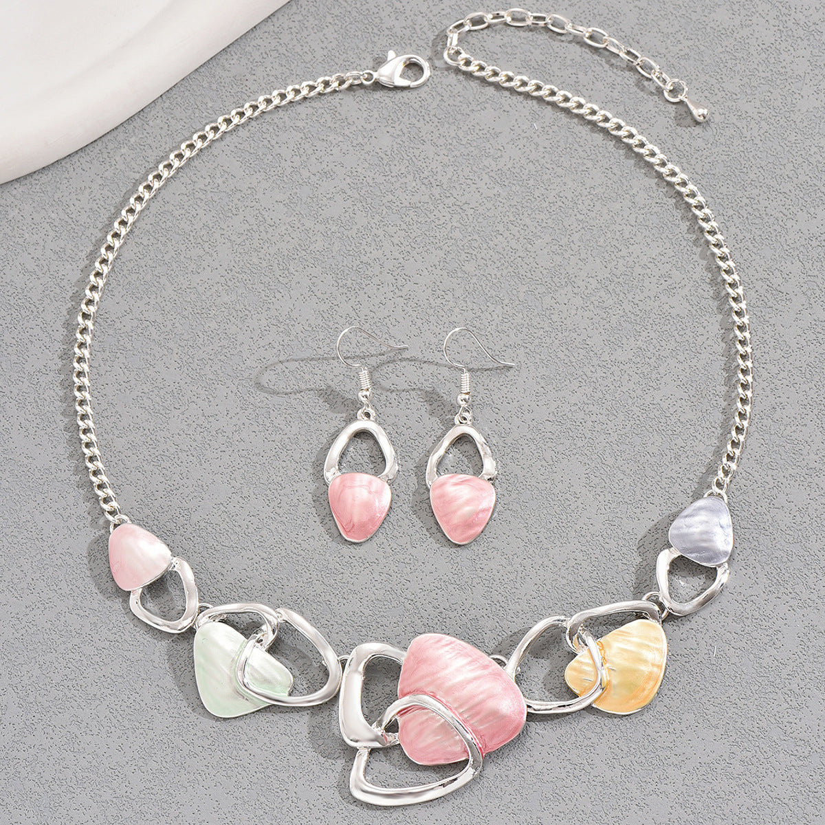 Fashionable OL Style Round Enamel Pendant Necklace and Stud Earrings Set for Women with Irregular Design and Clavicle Chain
