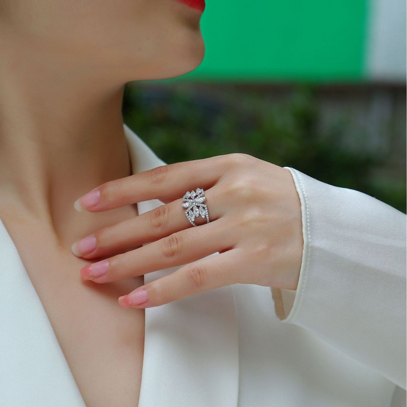 Anello a Farfalla di Lusso in Argento Sterling 925 con Moissanite e Placcatura in Oro 18K