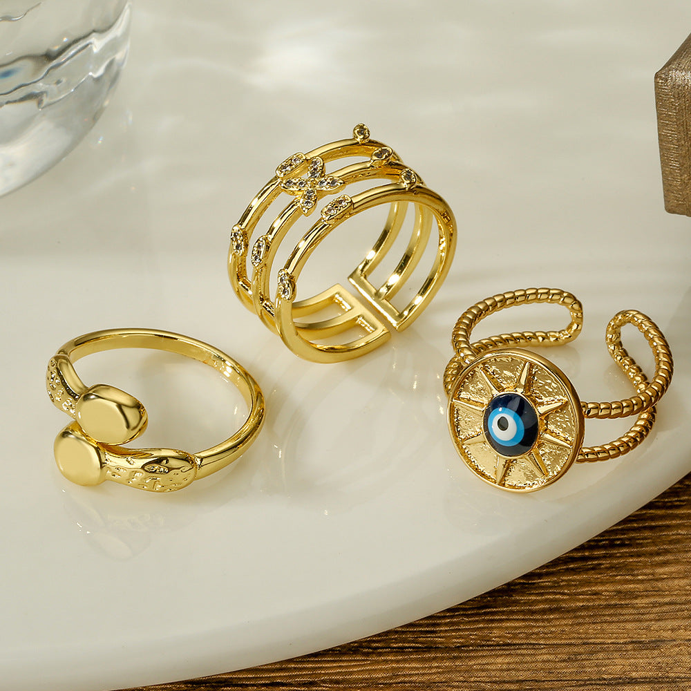 Anello Minimalista Geometrico in Rame con Placcatura in Oro Vero e Intarsio di Zirconi, Fascia Regolabile Impilabile da Donna