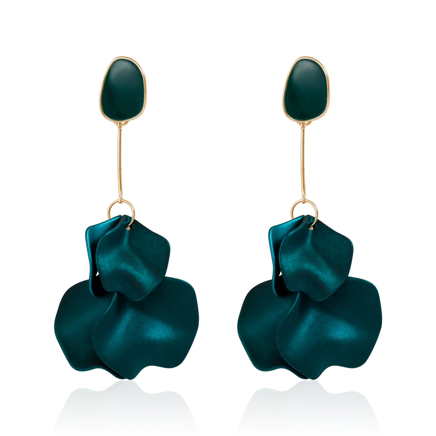 Vintage Floral Resin Stud Earrings for Women with Geometric Petal Shape and Plated Finish