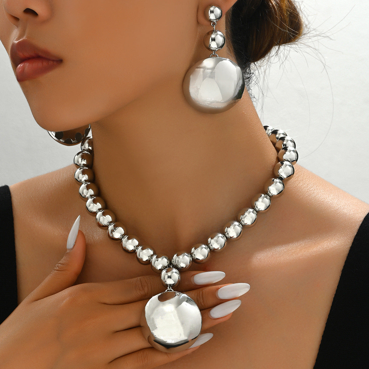 Conjunto de collar y pendientes de moda geométrica para mujer de aleación con cadena de cuentas y acabado chapado
