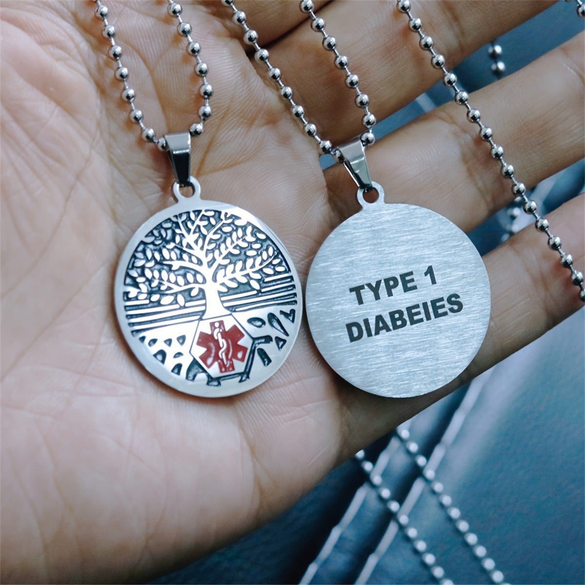 Elegant Geometric Tree of Life Pendant Necklace in Stainless Steel with Polished Titanium Steel Charm and Daisy Floral Accents for Women