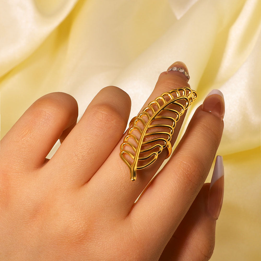 Minimalist Asymmetrical Leaf-Shaped Stainless Steel Ring with Wavy Geometric Lines and Electroplated Finish for Women and Men