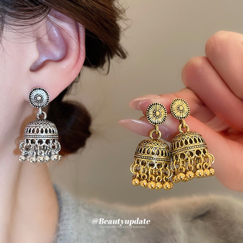 Pendientes colgantes geométricos grabados de estilo vintage para mujer con postes de plata de ley 925 y cuerpo de aleación de zinc