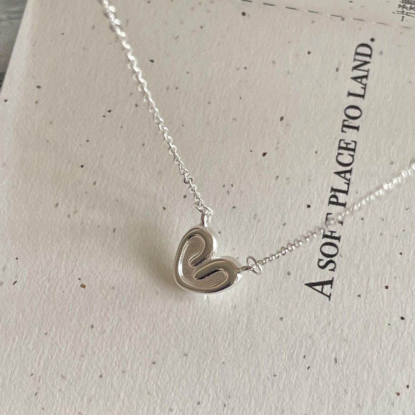 Minimalist Heart-Shaped 925 Sterling Silver Necklace with Plated Finish and Cross Chain