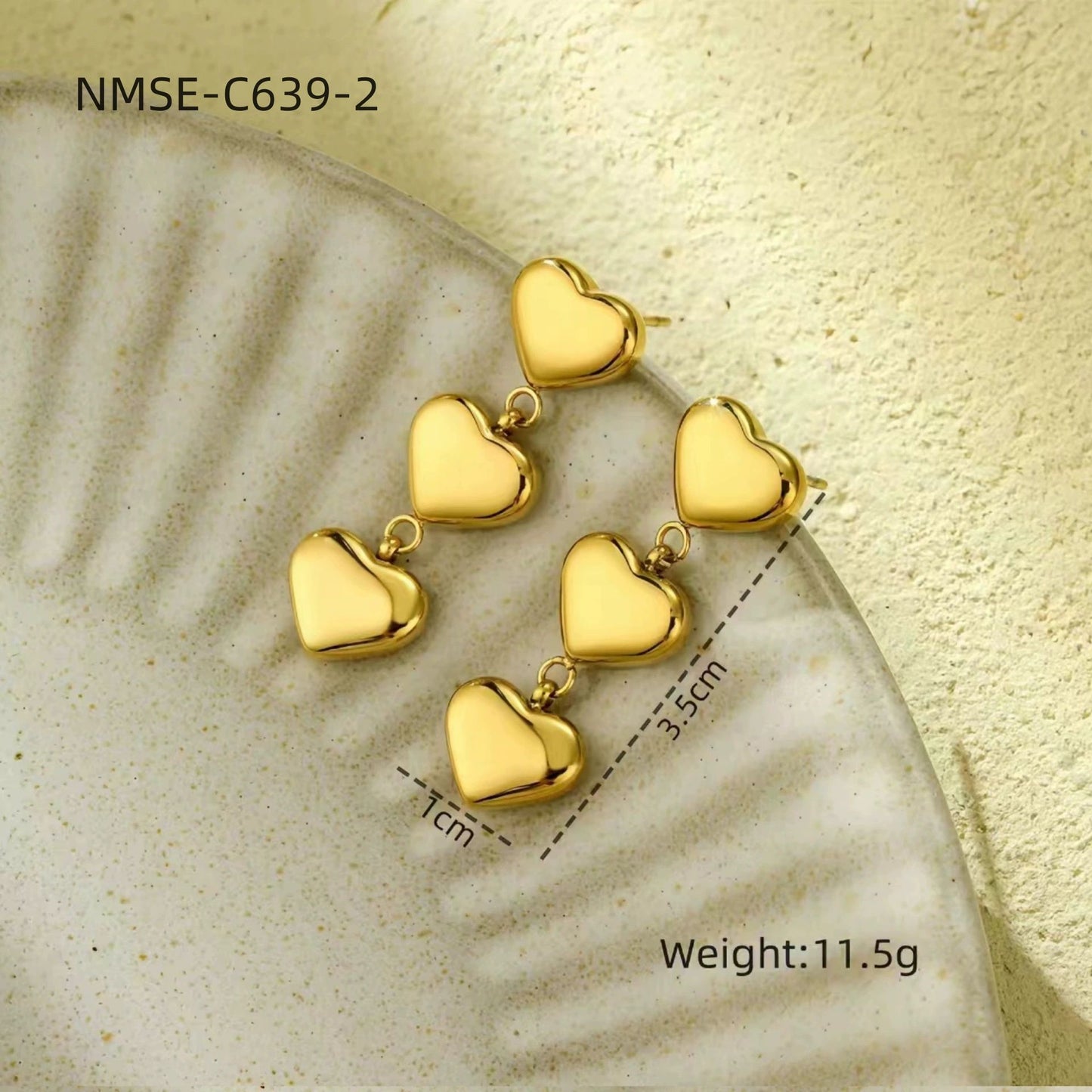 Fashionable Heart-Shaped Stainless Steel Stud Earrings with Plated Finish for Women