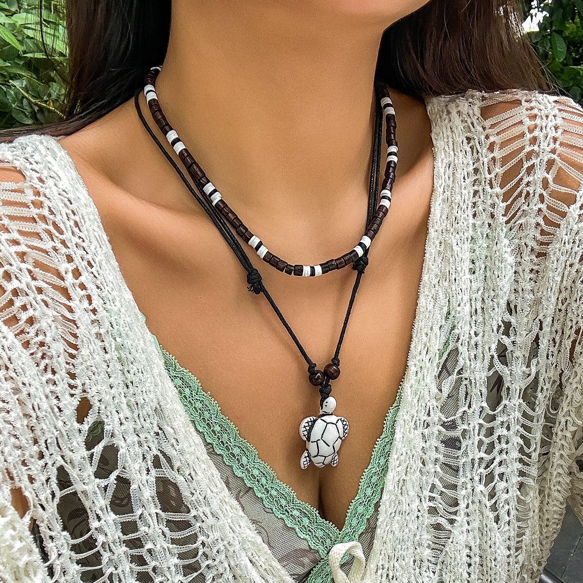 Vintage Butterfly Wood Bead Necklace with Alloy Pendant and Turquoise Inlay for Women