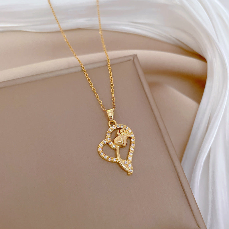 Collana Minimalista con Ciondolo Cuore e Rosa per Donna, Catena in Acciaio Inossidabile con Strass, Elegante Gioiello per Clavicola