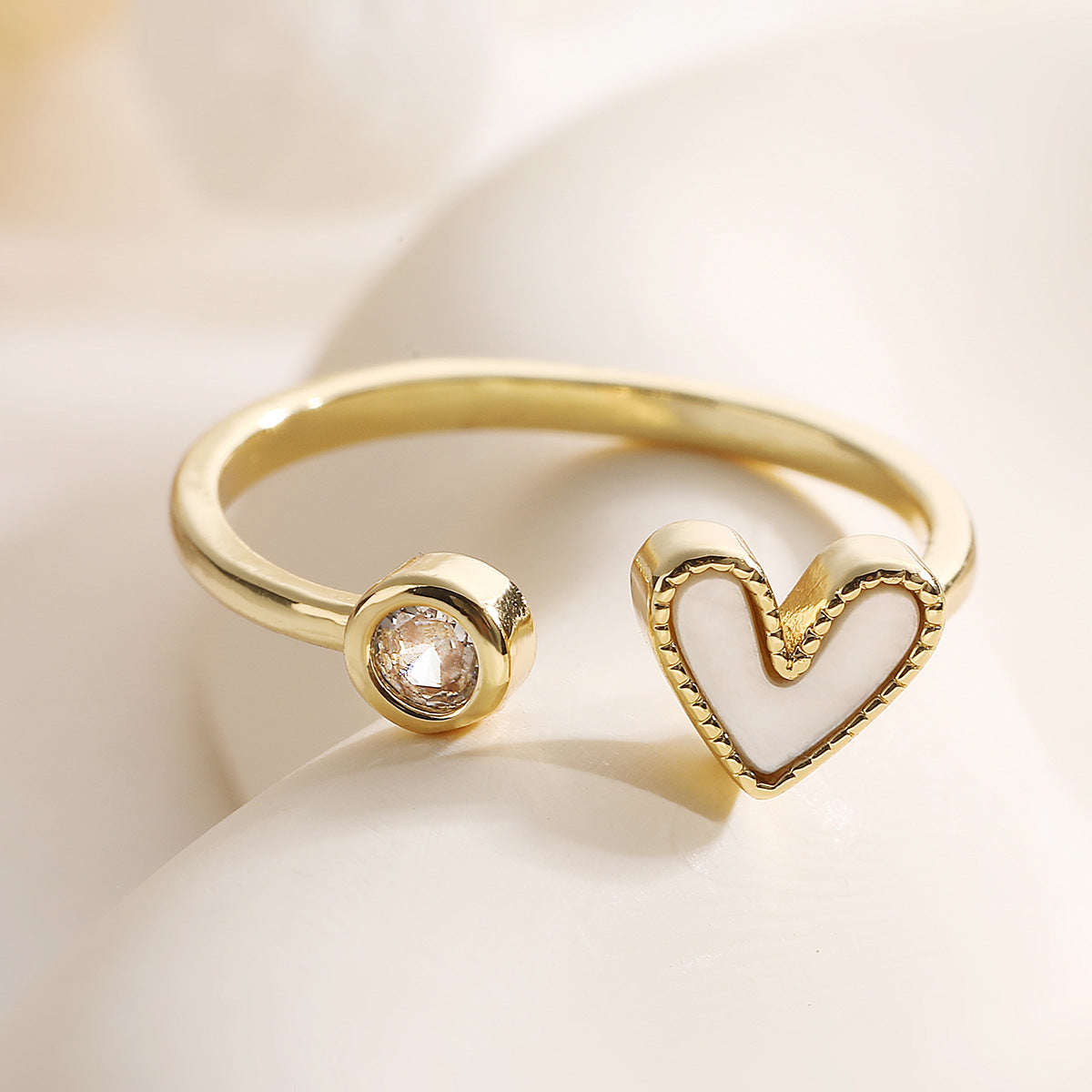 Minimalist Luxury 18K Gold Plated Brass Heart Geometric Open Ring for Women