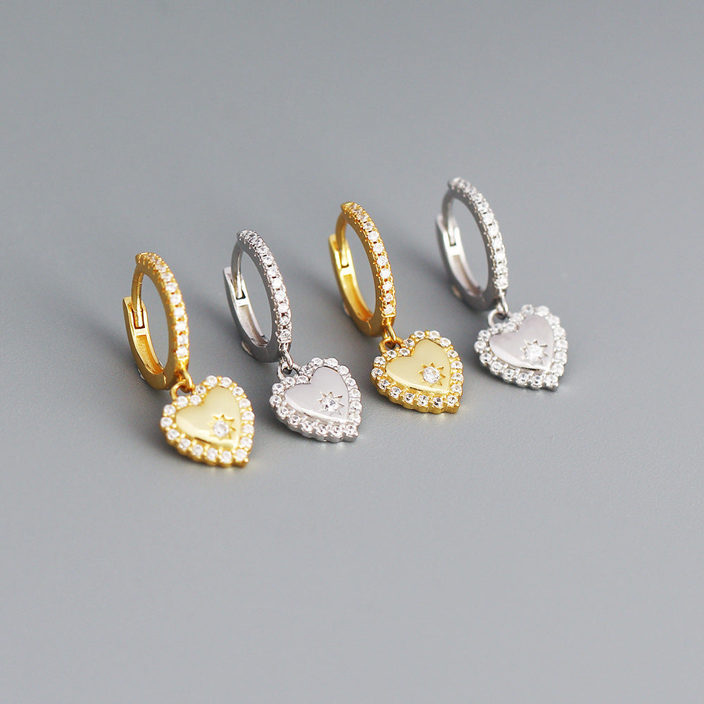Orecchini a perno minimalisti a forma di cuore in argento sterling con intarsio completo di strass per donna