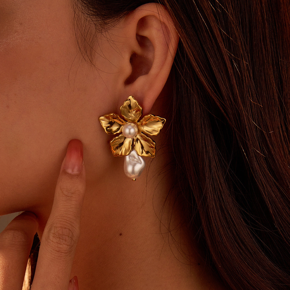 Vintage Baroque Floral Pearl Earrings in Stainless Steel with 18K Gold Plating for Women