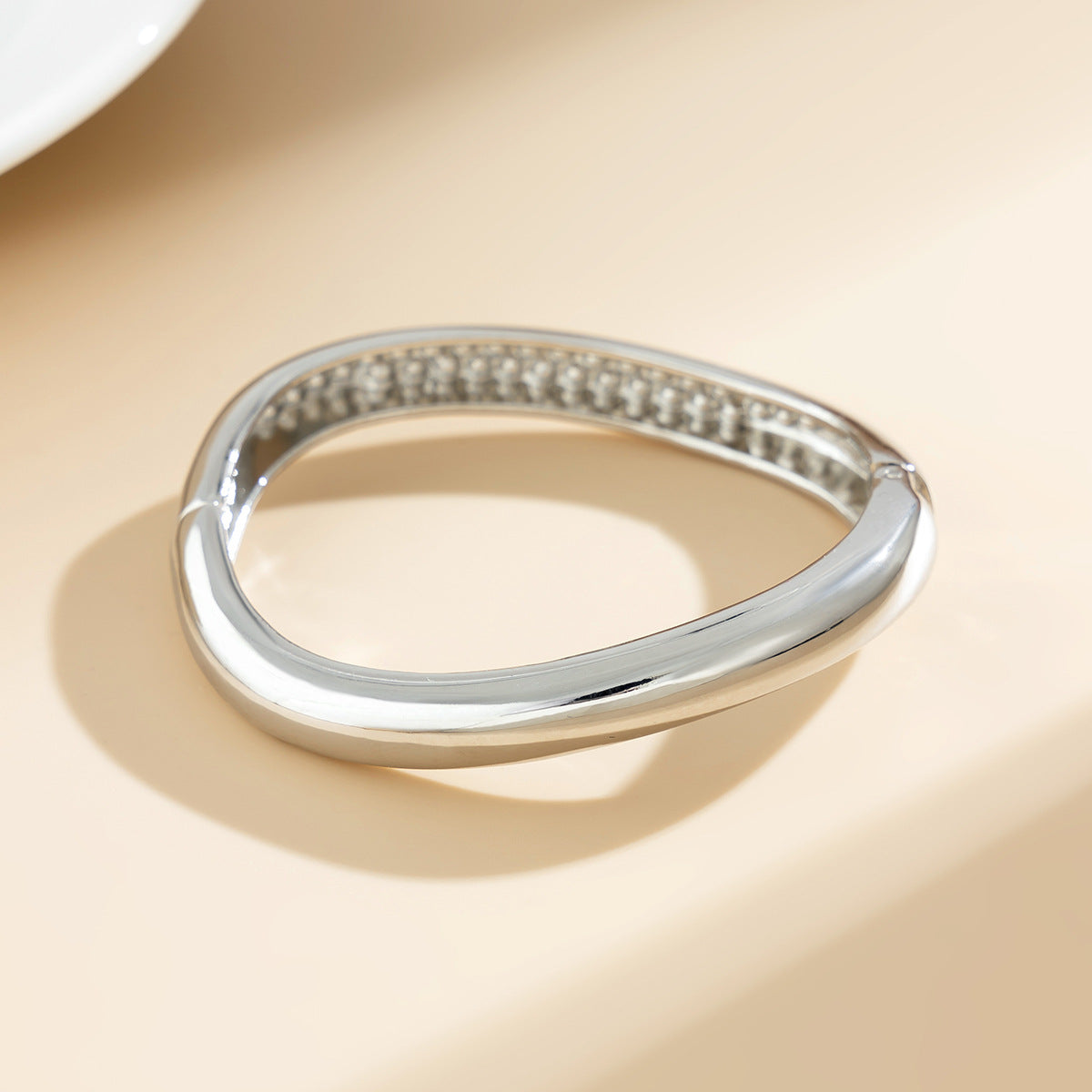 Elegant Oval Geometric Plated Alloy Finger Chain Bracelet Set