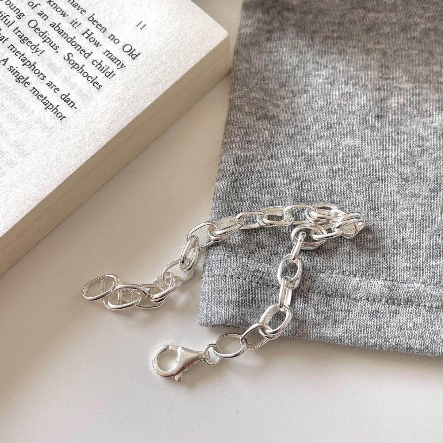 Bracciale da donna placcato in argento sterling 925 con stella minimalista e delicata