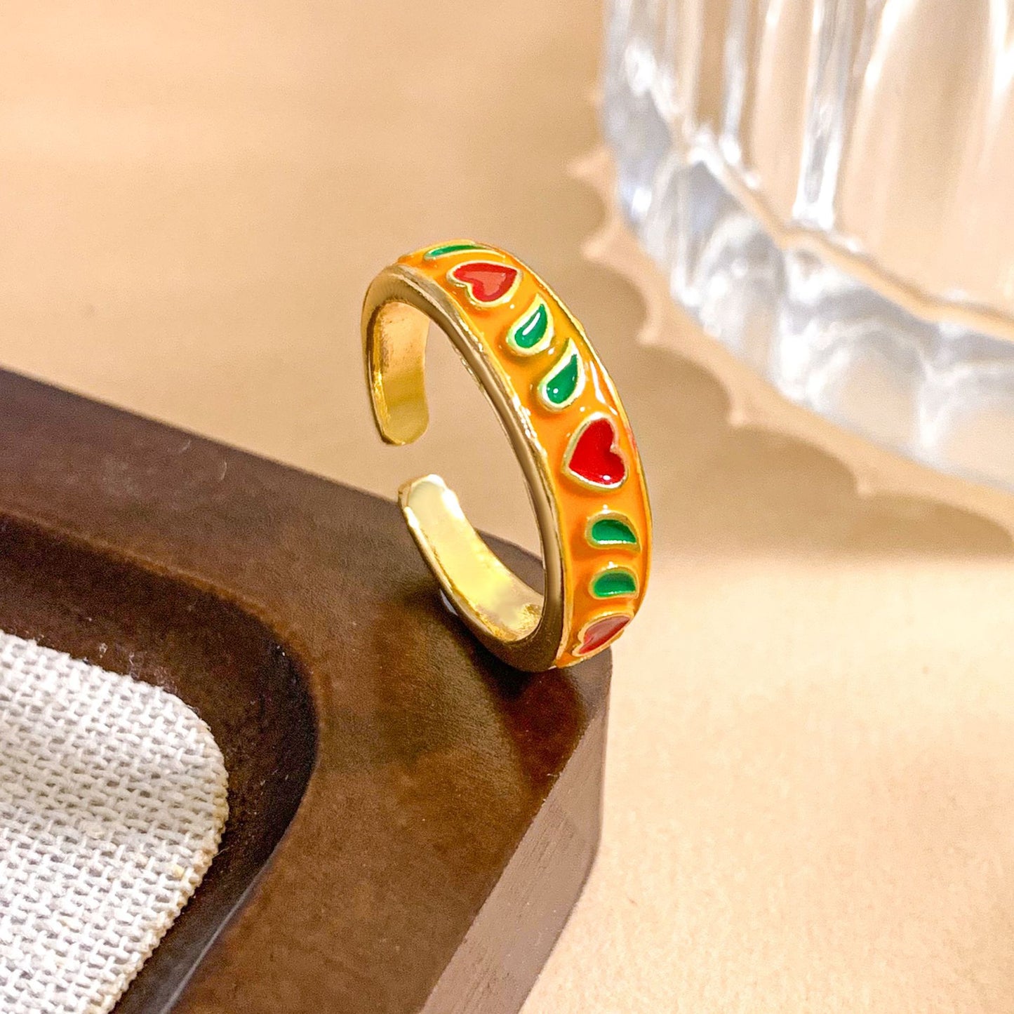 Anello aperto a cuore placcato oro dolce per le donne