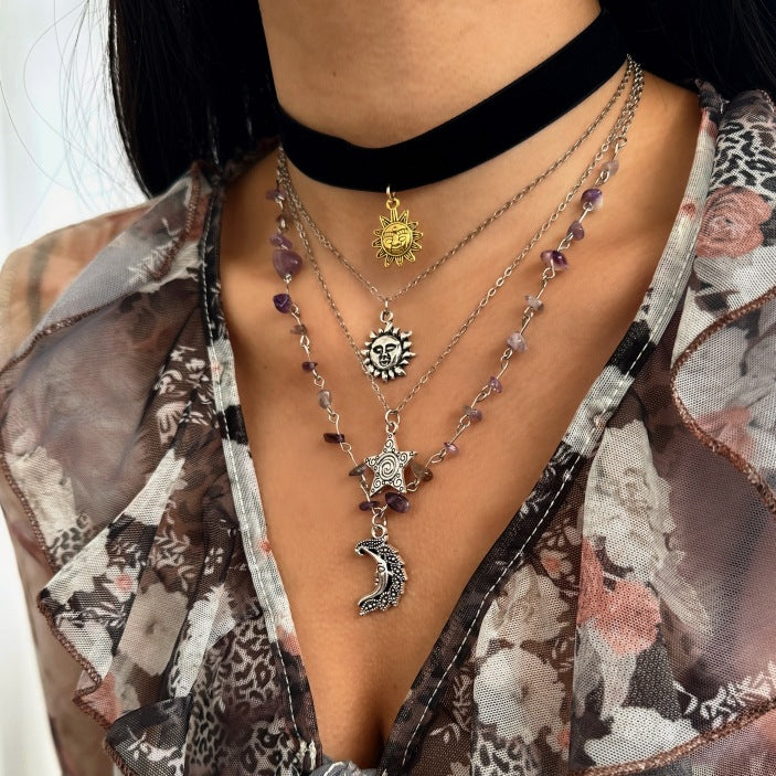 Collana con ciondolo geometrico a forma di stella e luna in lega bohémien placcata con nappa e perline da donna