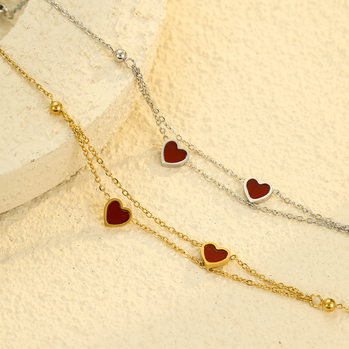 Bracciale alla moda in acciaio inossidabile placcato oro a doppio strato a forma di cuore, gioielli minimalisti per donna resistenti allo sbiadimento