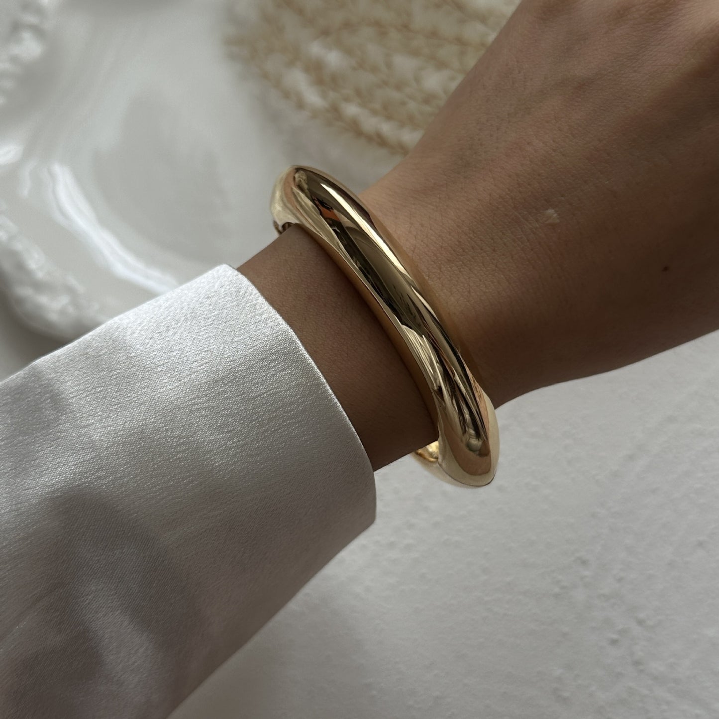 Fashion Geometric Teardrop Hollow Wrap Alloy Plated Cuff Bracelet and Ring Set