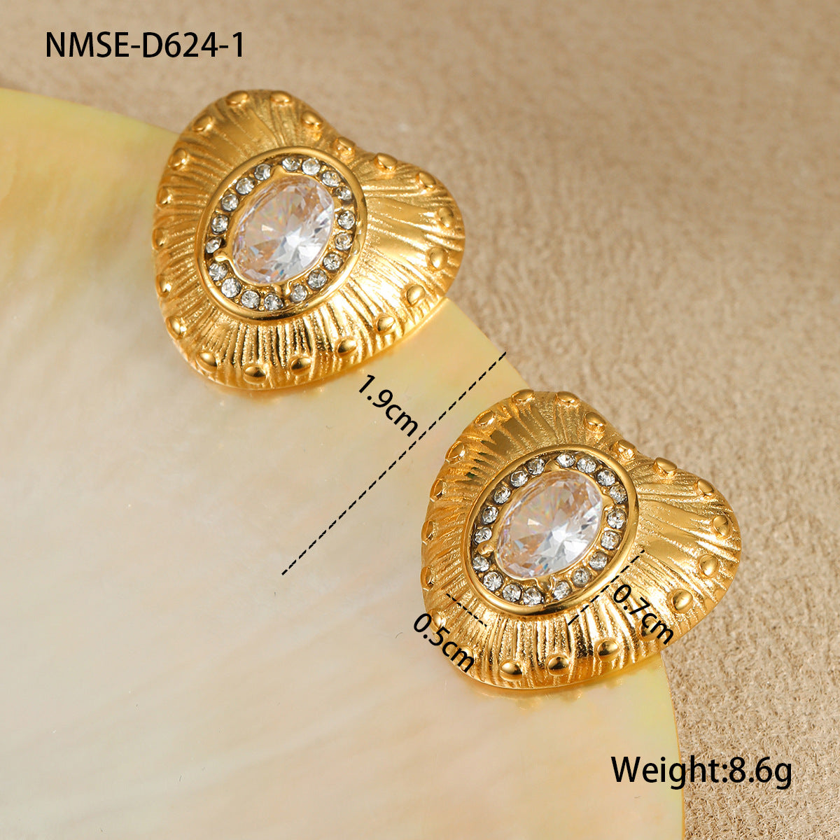 Fashionable Heart-Shaped Stainless Steel Stud Earrings with 18K Gold Plating and Rhinestone Inlay