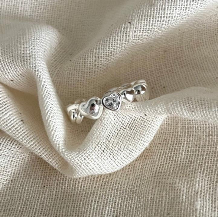 Minimalist Heart-Shaped 925 Sterling Silver Ring for Women with Plated Finish