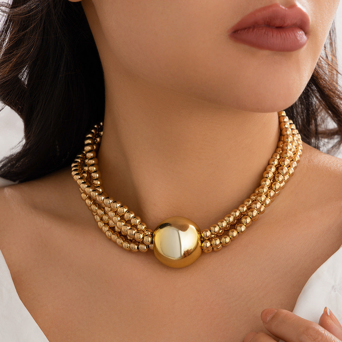 Collar de Perlas Geométricas Exageradas para Mujer con Cadena de Cuentas Multicapa Bañada y Detalles de Borlas