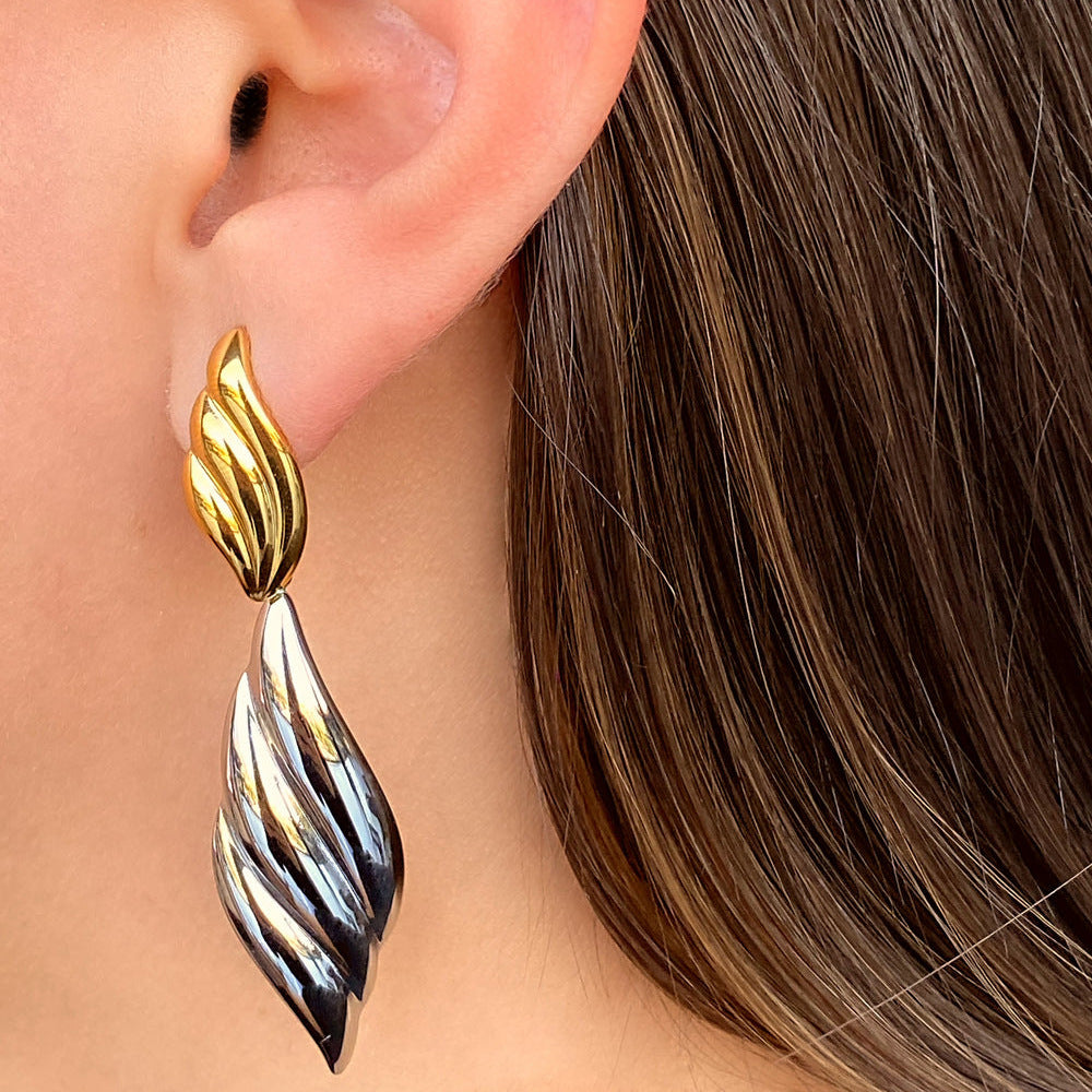 Pendientes Minimalistas de Acero Inoxidable con Forma de Ala y Chapado de Oro al Vacío PVD para Mujer