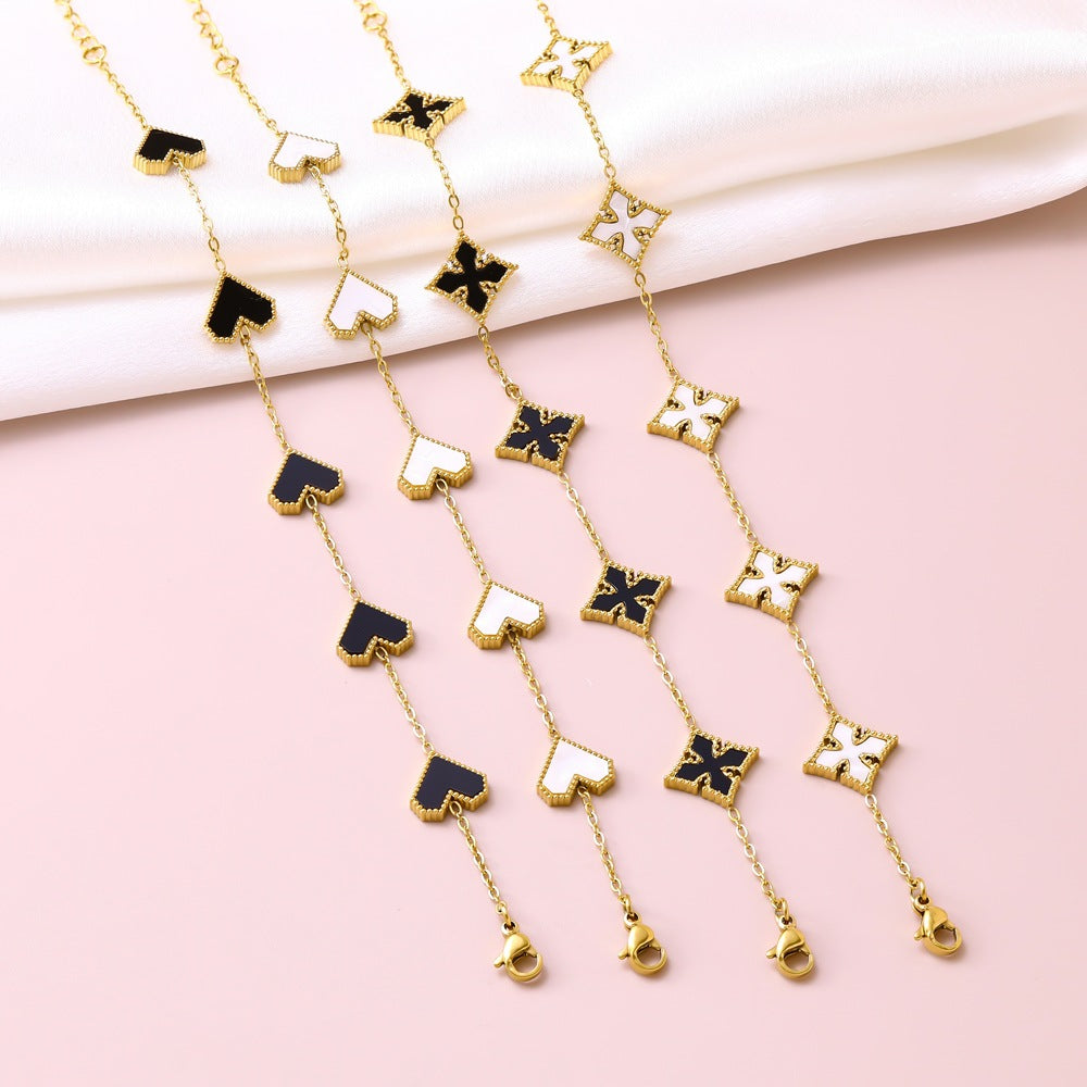 Bracciale Minimalista Elegante in Acciaio Inossidabile Placcato Oro 18K a Cuore Geometrico Floreale