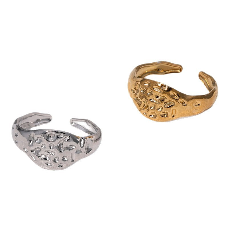 Anello aperto da donna in acciaio inossidabile geometrico minimalista testurizzato con placcatura in oro 18K