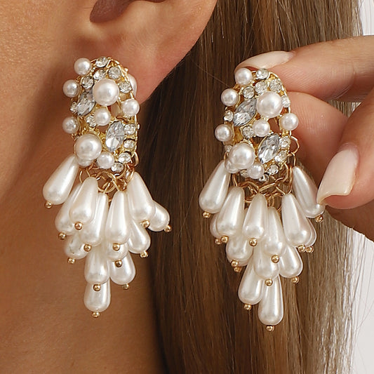 Orecchini da donna chic con perle e strass geometrici placcati