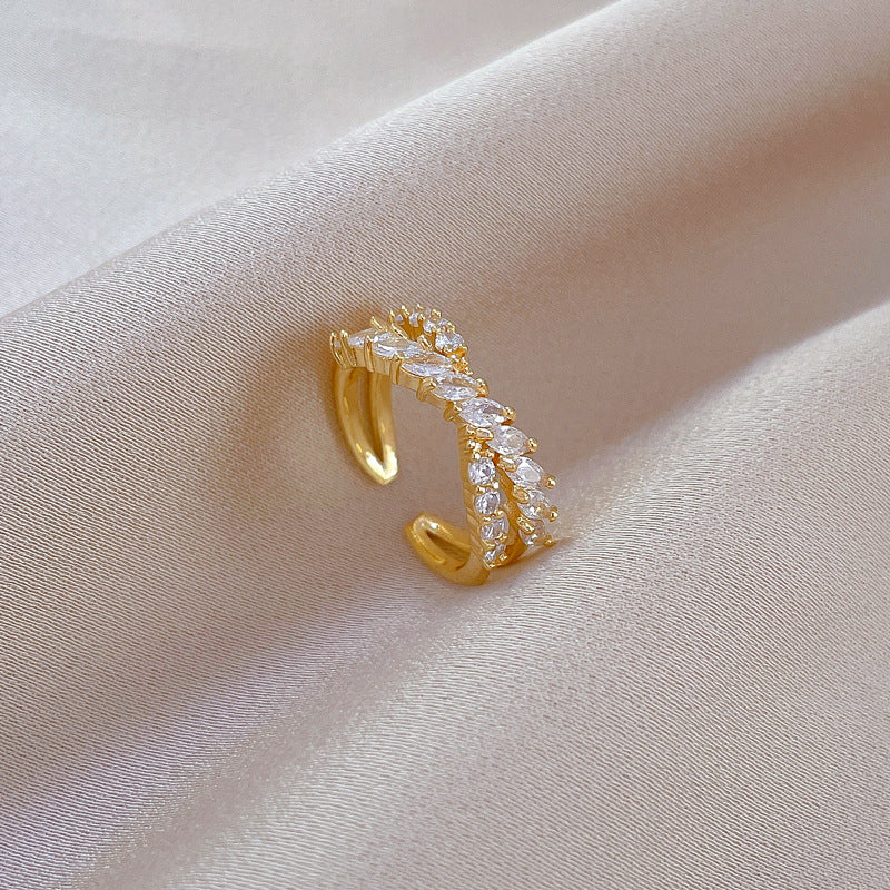 Anello in ottone a forma di corona in stile fumetto con placcatura in oro, fascia aperta regolabile da donna