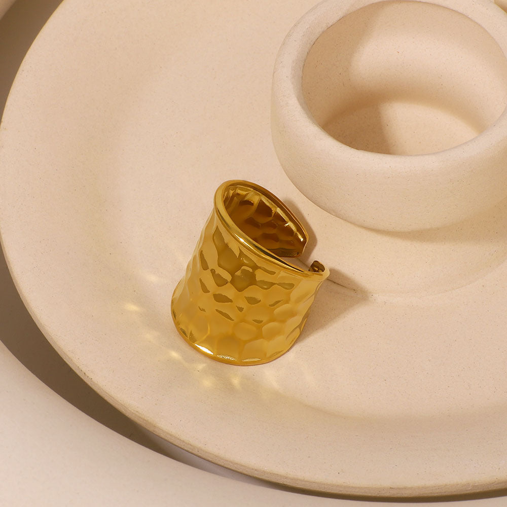 Anello Geometrico a Onda in Acciaio Inossidabile con Finitura Placcata per Uomo e Donna Anello Minimalista Spesso a Fascia Larga