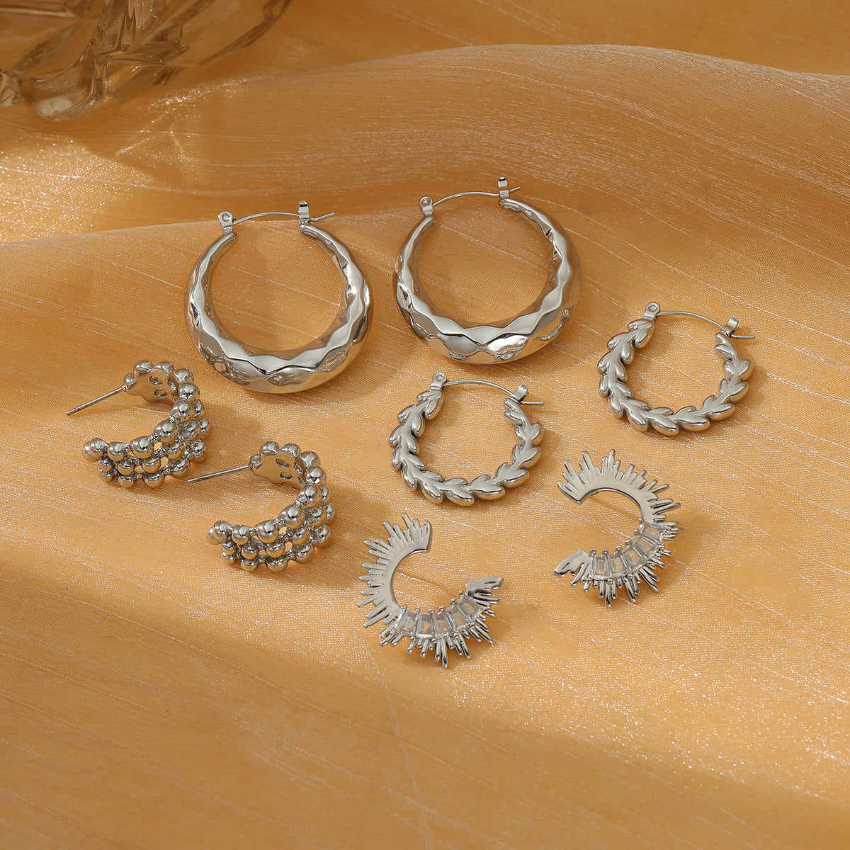 Pendientes minimalistas de titanio y acero con baño de oro de 18 quilates, aretes redondos de acero inoxidable a la moda para mujer