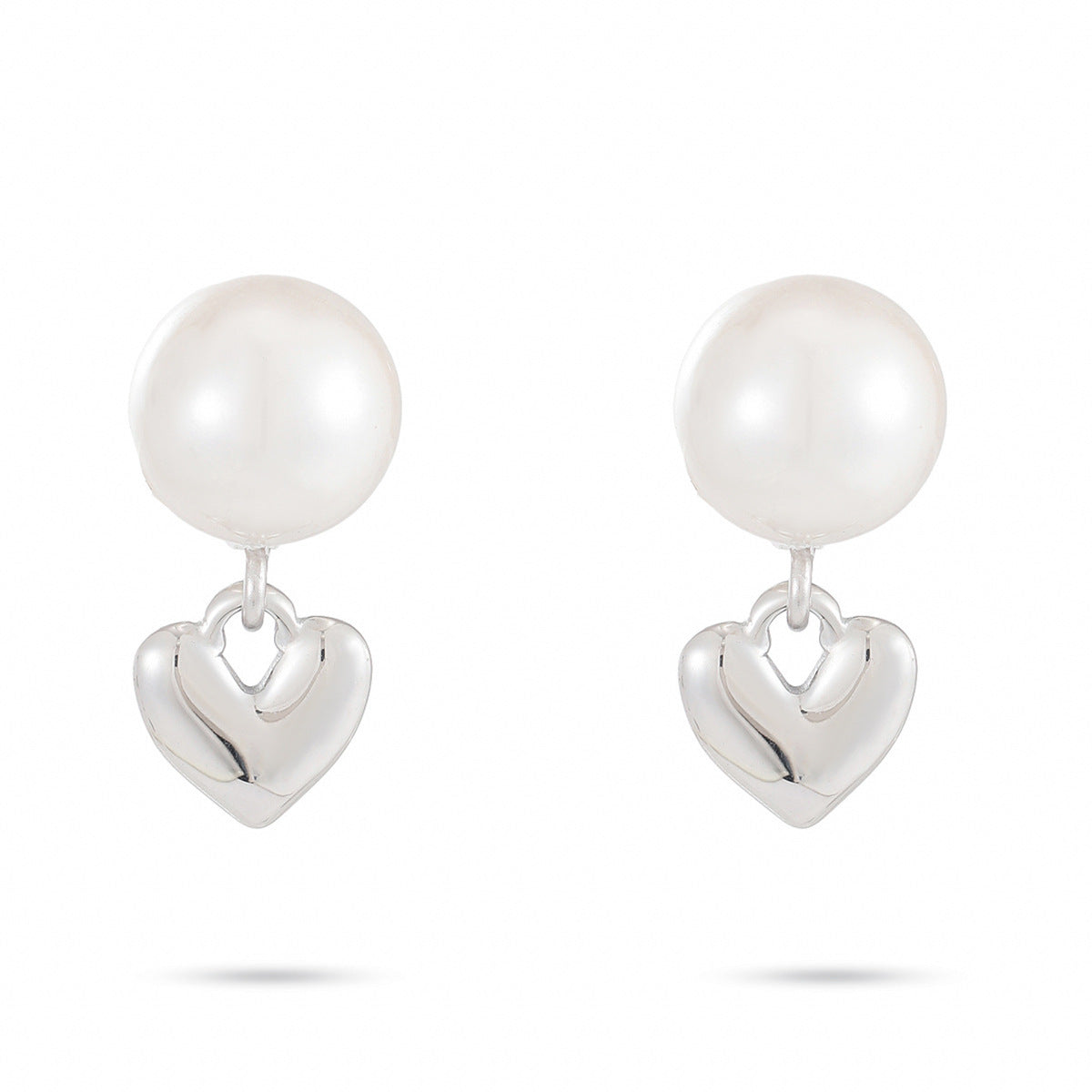 Pendientes de titanio con forma de corazón estilo retro francés para mujer, con detalles de perlas y acabado chapado
