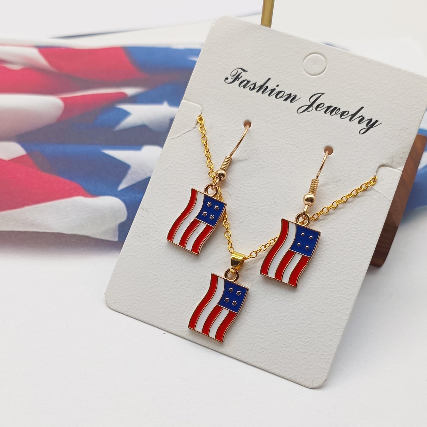 Set di orecchini e collana in lega a forma di cuore e stella a goccia d'olio, stile alla moda, unisex