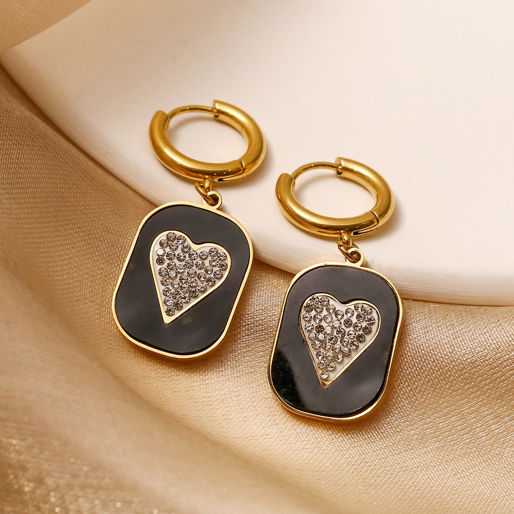 Orecchini da donna in acciaio al titanio a forma di cuore, geometrici e vintage, con intarsi in strass