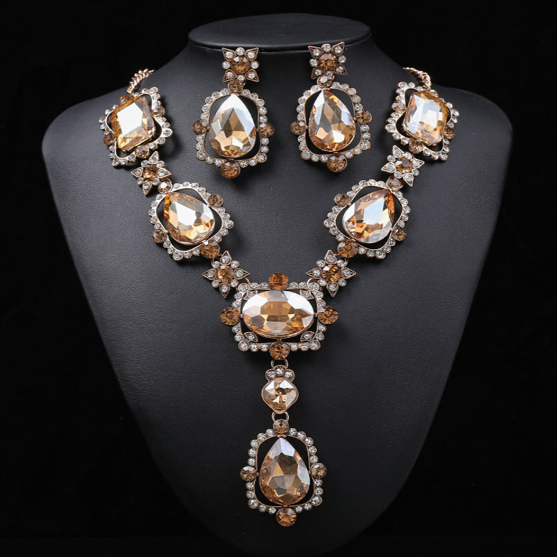 Exaggerated Vintage Alloy Necklace and Earring Set with Artificial Gemstone Inlay and Ruyi Lock Pendant for Women