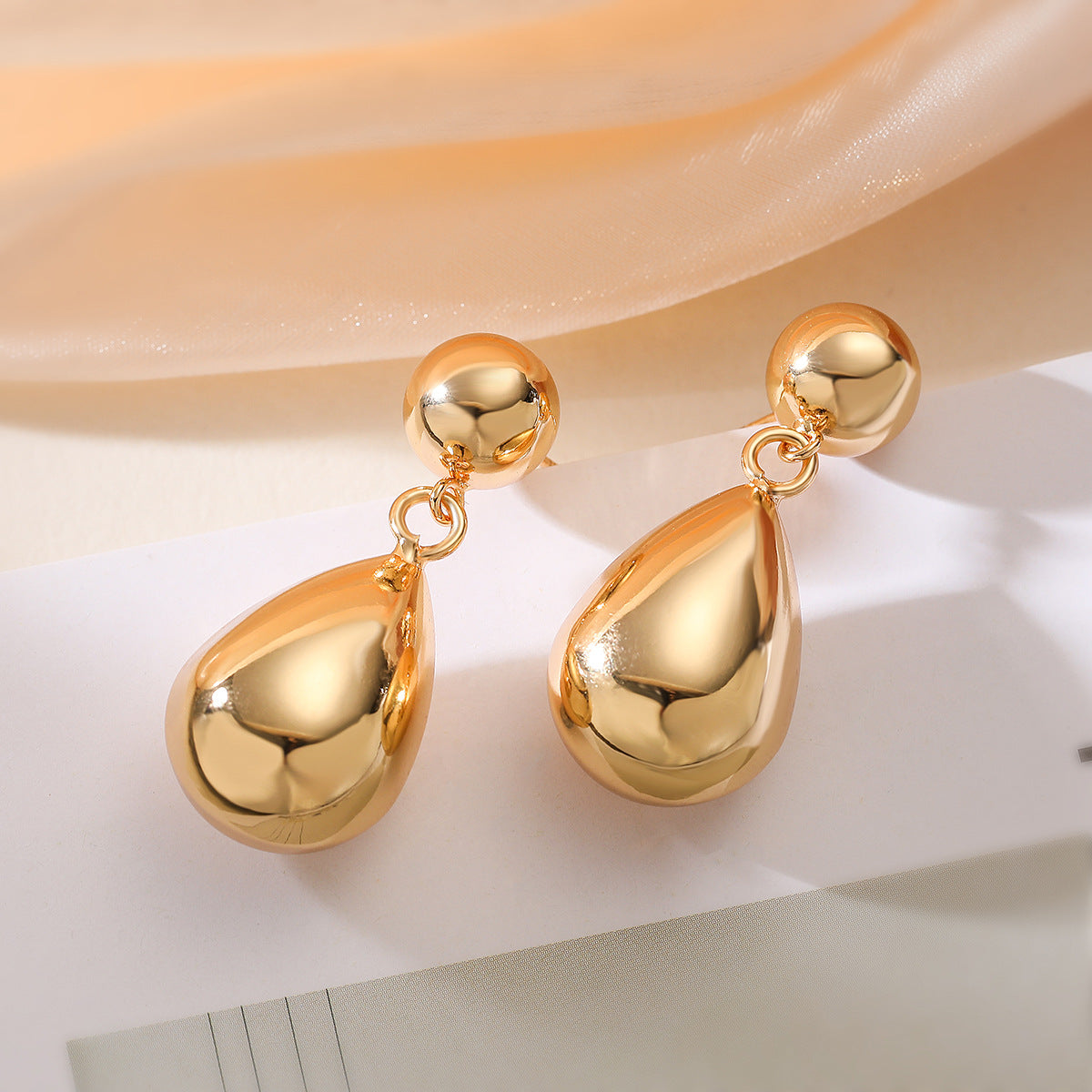 Orecchini Pendenti da Donna Minimalisti Geometrici a Sfera Tonda Lucida Placcati Oro Rame