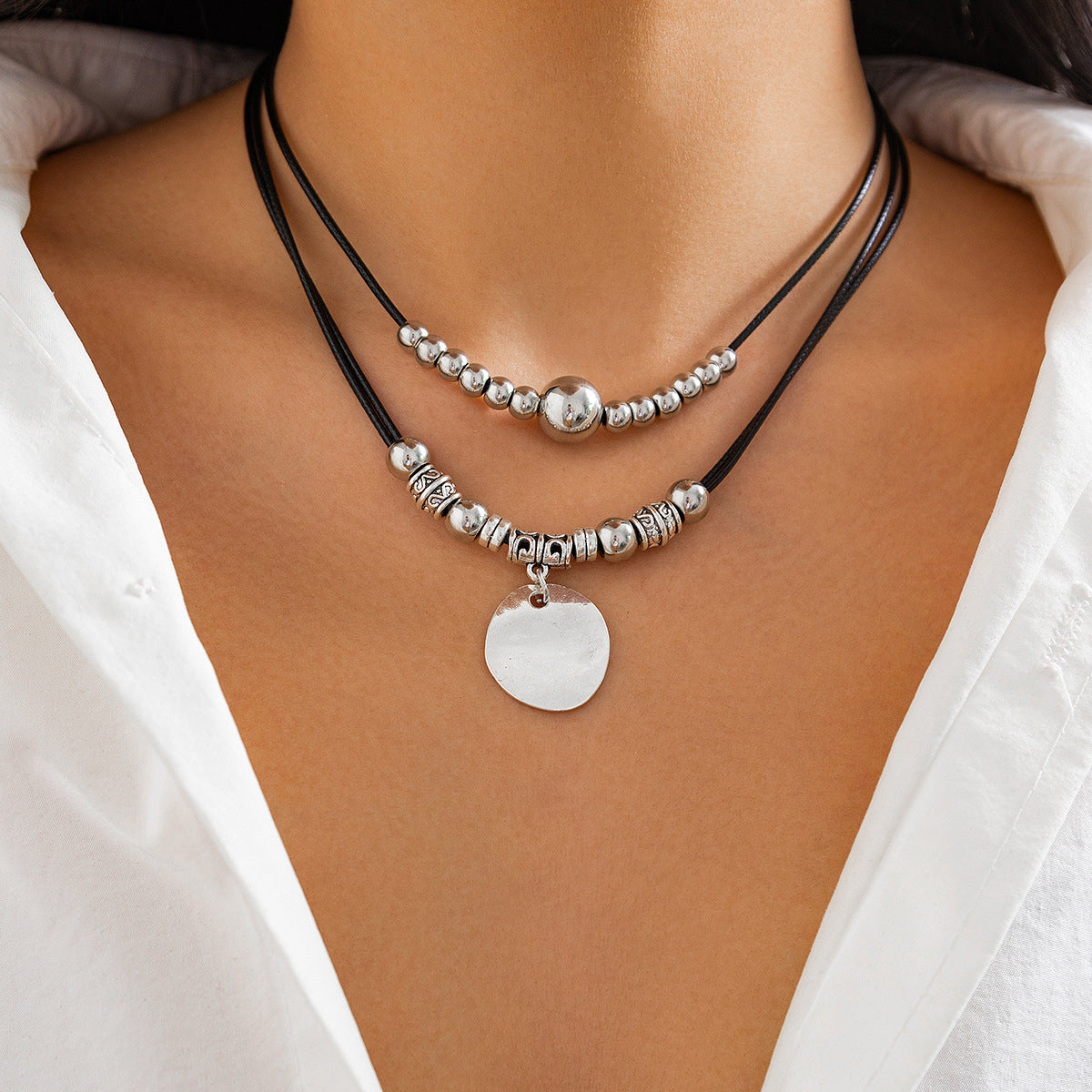 Collana Girocollo con Ciondolo Inciso Geometrico Stile Hip Hop da Donna con Ciondolo in Lega e Finitura Elettroplaccata