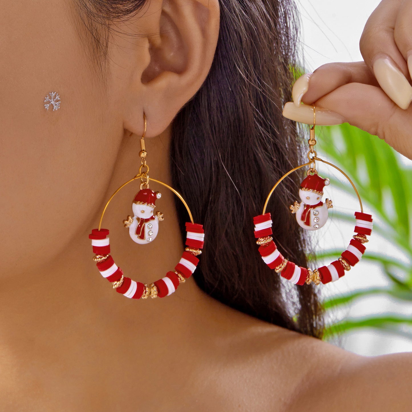 Pendientes de aro con colgante de campana con temática navideña en aleación con acabado galvanizado para regalos festivos de fin de año