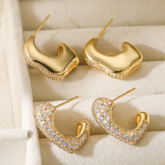 Pendientes Geométricos Minimalistas de Cobre con Baño de Oro de 18K e Incrustaciones de Zirconia para Mujer