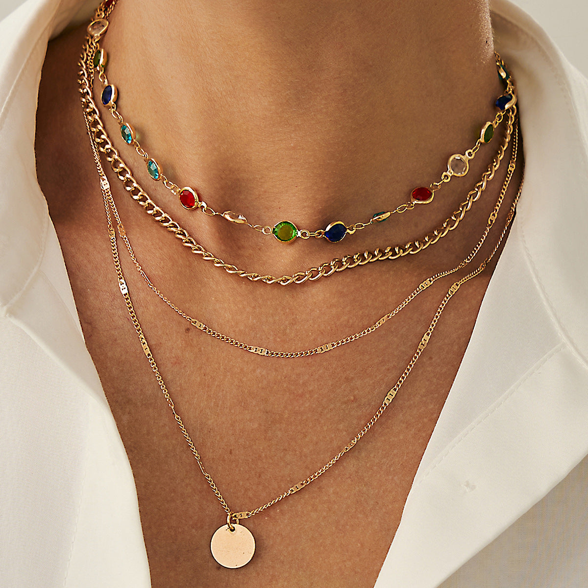 Minimalist Geometric Round Pendant Necklace for Women with Crystal Inlay and Metal Chain