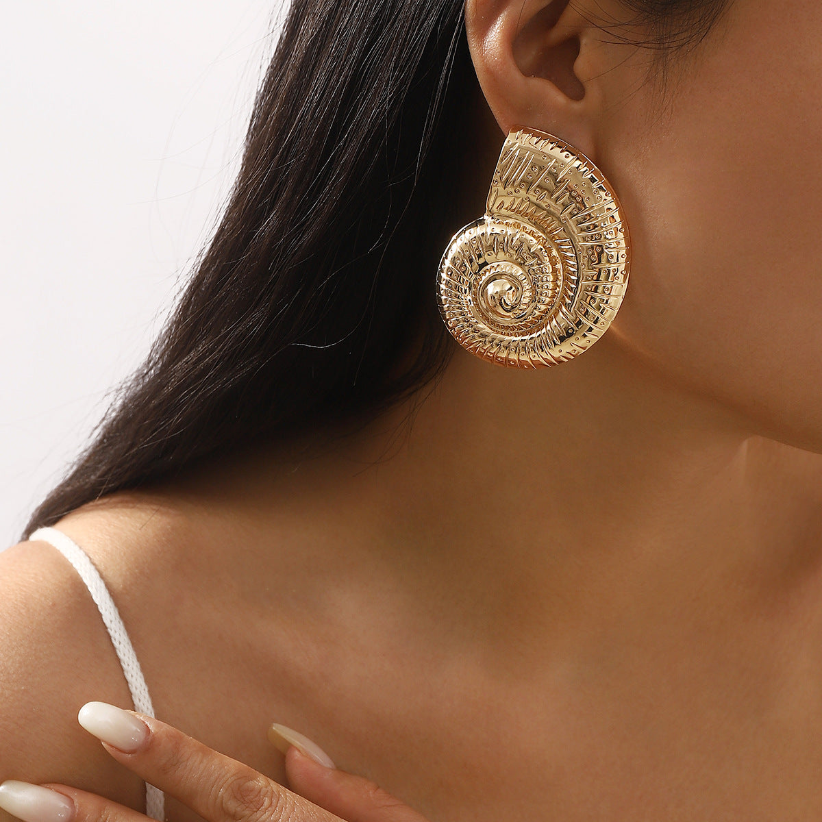 Orecchini alla moda a forma di stella e conchiglia in lega per donna con finitura placcata Design ispirato all'oceano