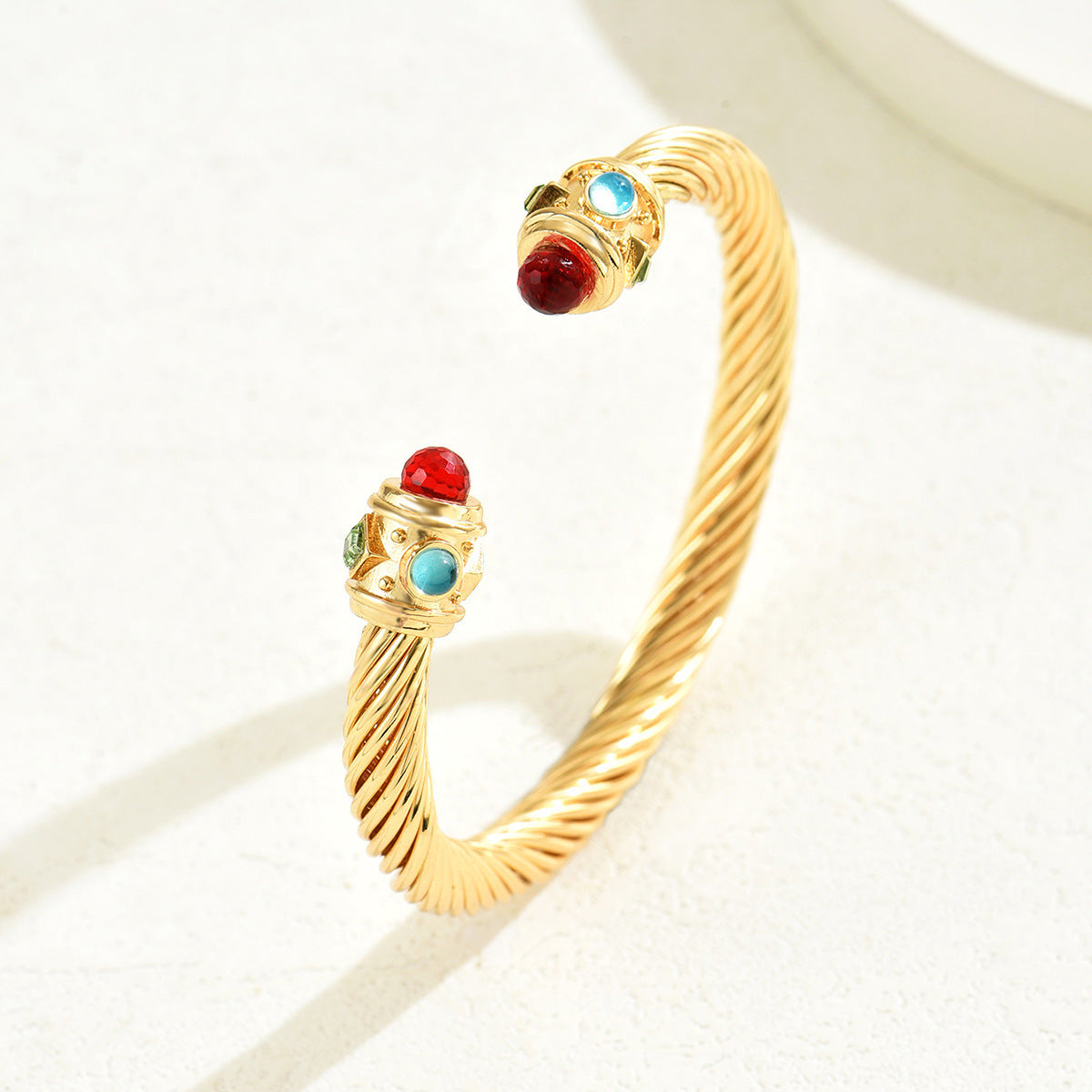 Pulsera geométrica de cobre a la moda para mujer con incrustaciones de diamantes de imitación, diseño de apertura ajustable para ir al trabajo