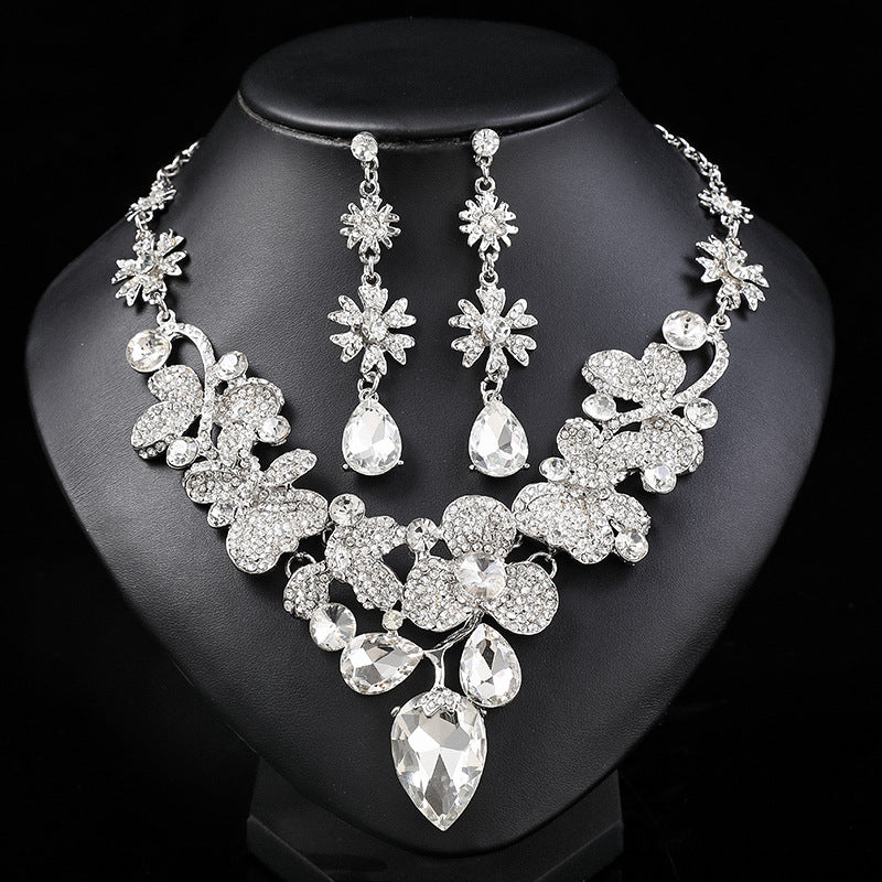 Vintage Leaf-Shaped Alloy Necklace Set with Rhinestone Inlay and Gold Plating for Women Formal Evening Wear