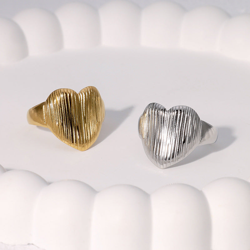Sweet Minimalist Heart-Shaped Stainless Steel Ring for Women with Gold Plating Adjustable Open Band Finger Ring