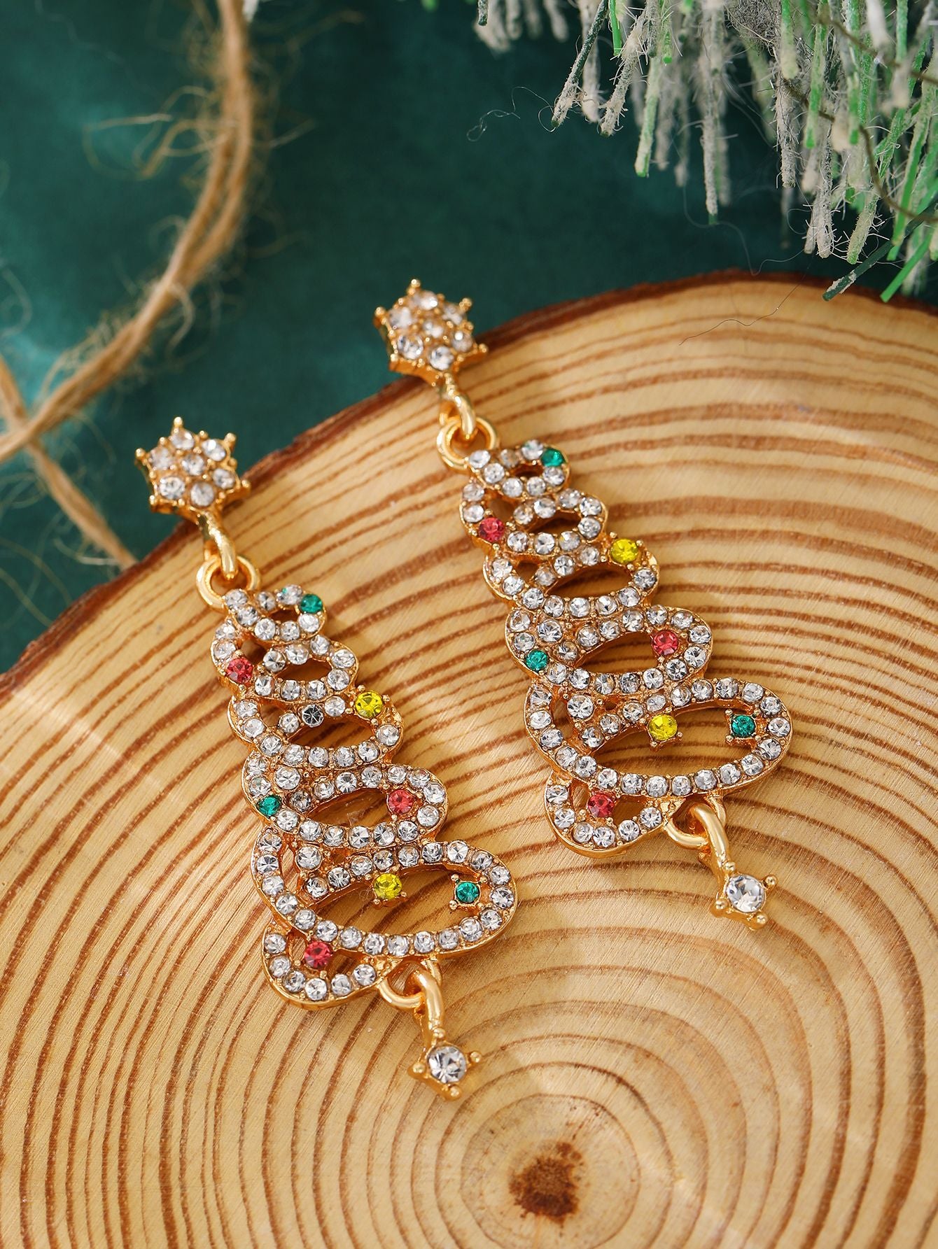 Pendientes de botón minimalistas de árbol de Navidad para mujer con incrustaciones de diamantes de imitación en aleación bañada en oro