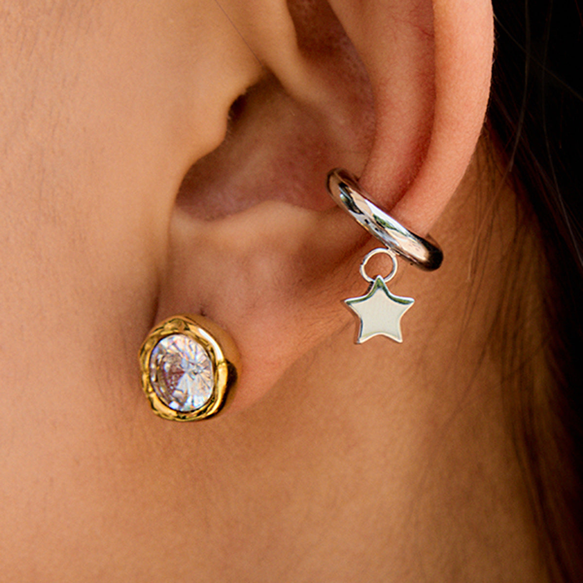 Pendientes de tuerca minimalistas de acero inoxidable geométricos para mujer con acabado chapado