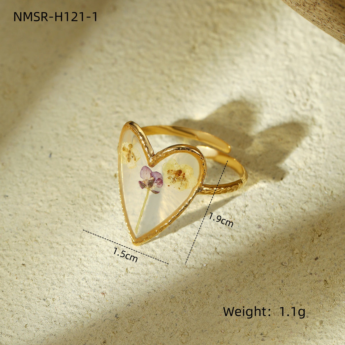 Light Luxury Floral-Shaped Stainless Steel Ring for Women with Epoxy Resin Preserved Flowers and Plated Finish