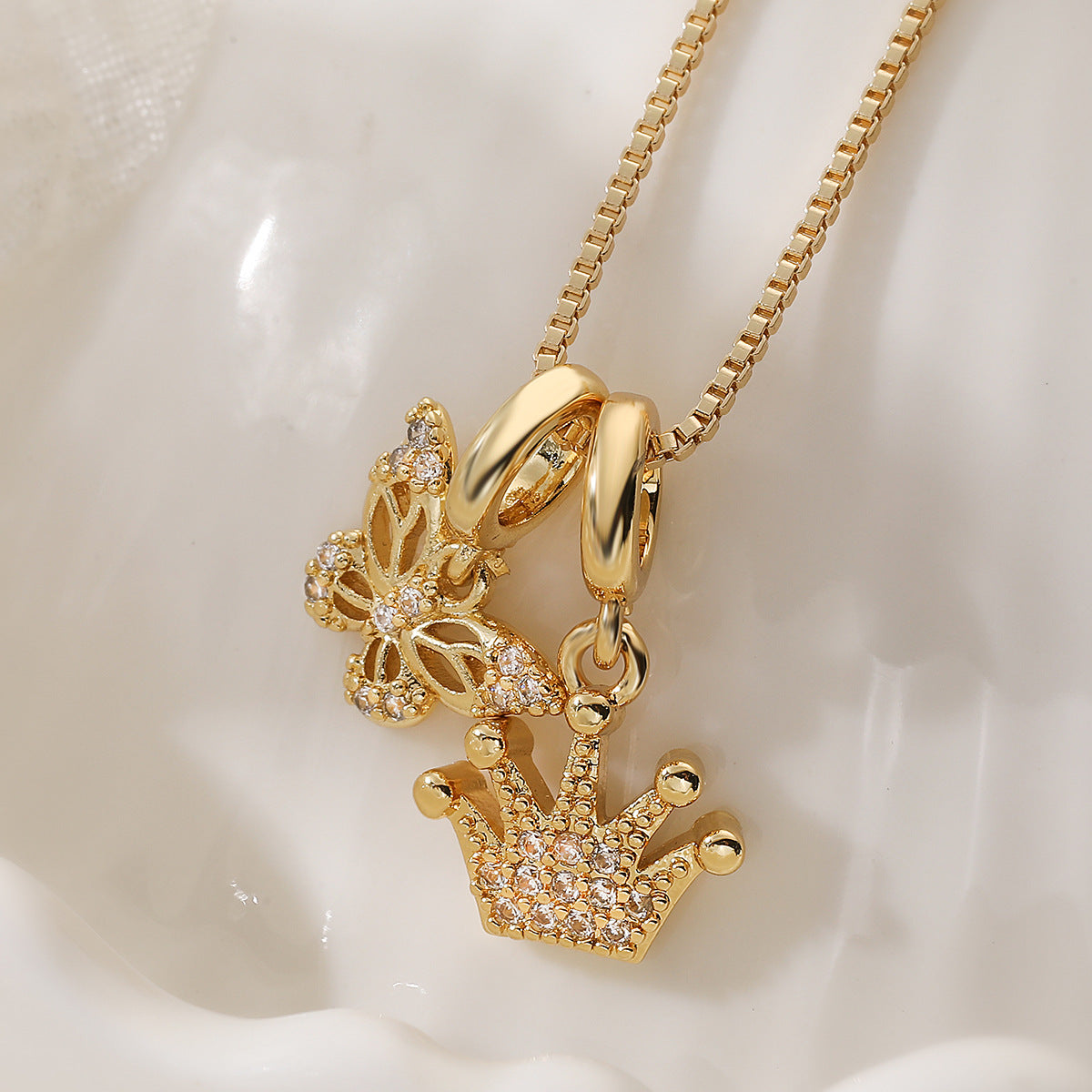 Minimalist 18K Gold Plated Brass Cubic Zirconia Butterfly Heart Pendant Necklace for Women
