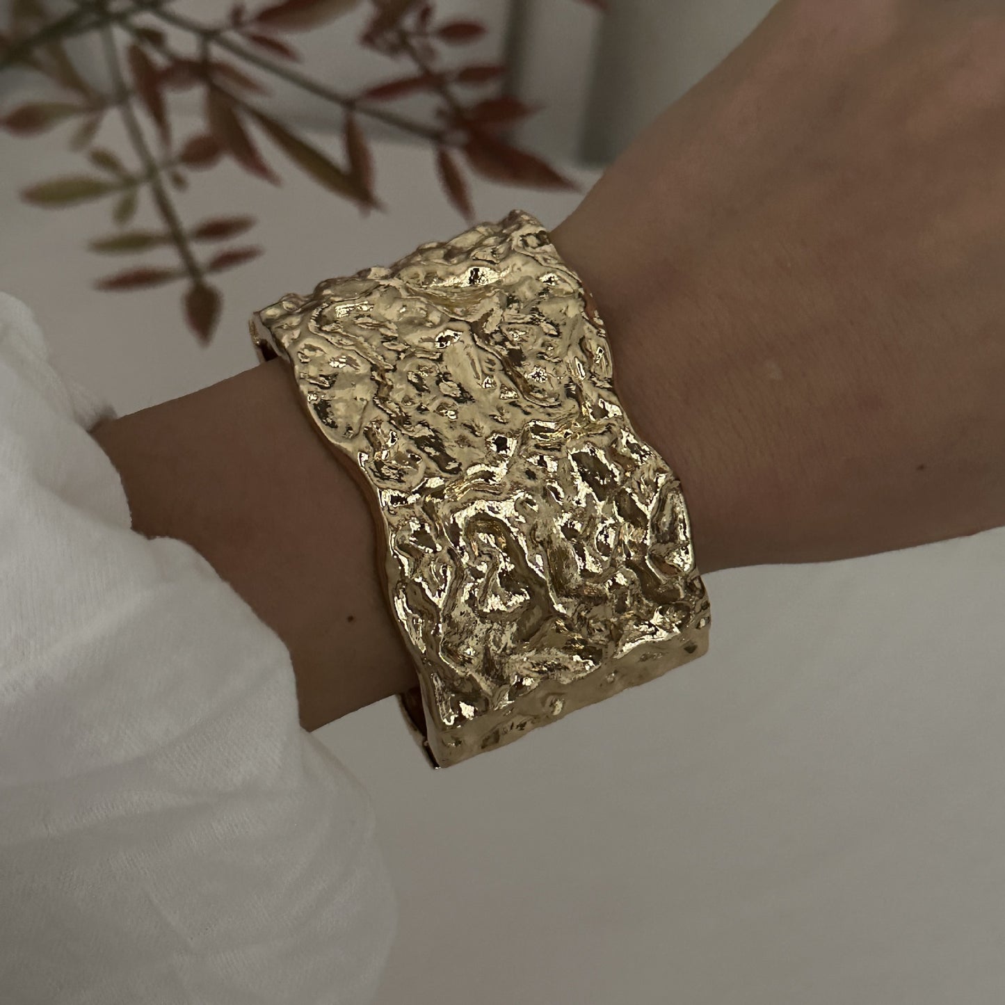 Minimalist Geometric Plated Alloy Cuff Bracelet for Women